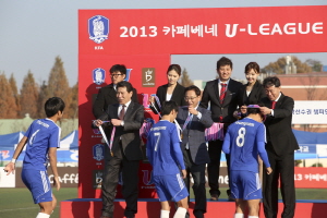 2013.11.22. 카페베네 U리그 축구 결승전